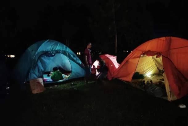 Tapian Ratu Camp Real Bukittinggi Bagian luar foto
